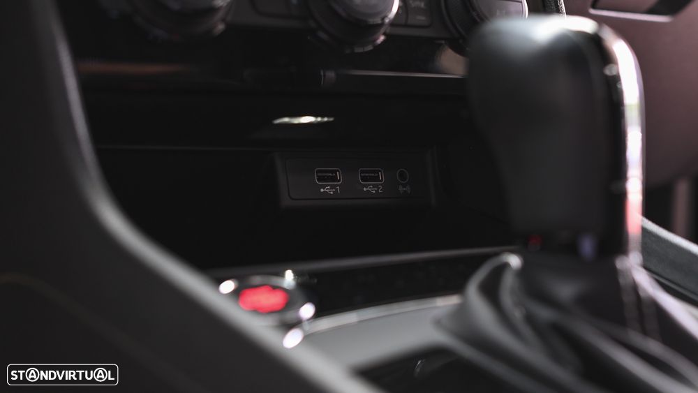 SEAT Leon ST 2.0 TSI 4Drive OPF DSG Cupra R - 59