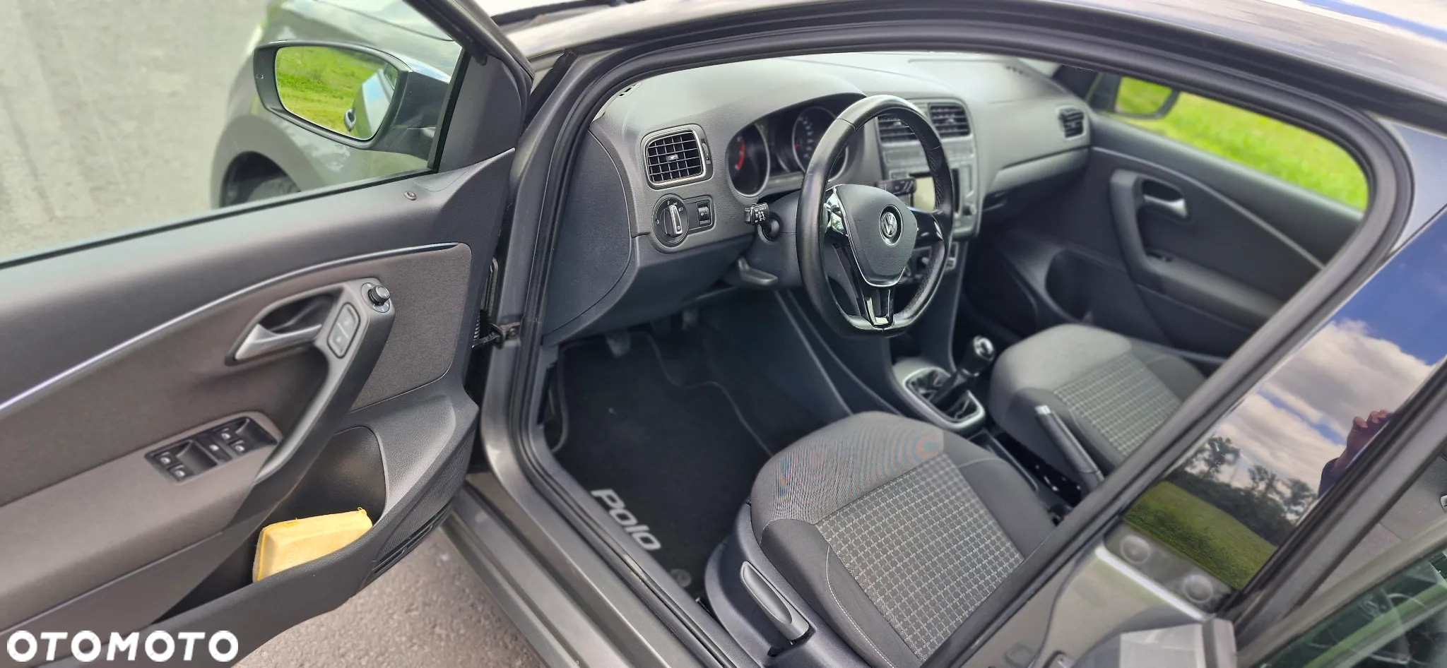 Volkswagen Polo 1.0 (Blue Motion Technology) Comfortline - 9