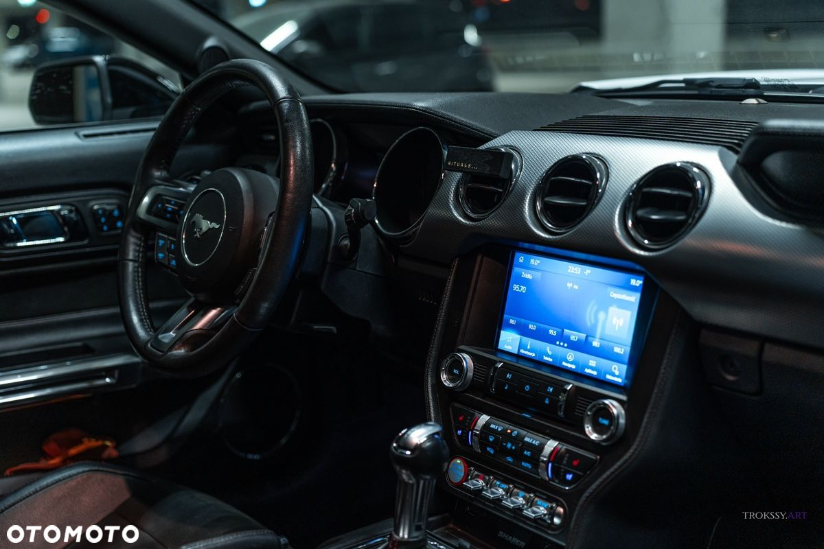 Ford Mustang 5.0 V8 GT - 8