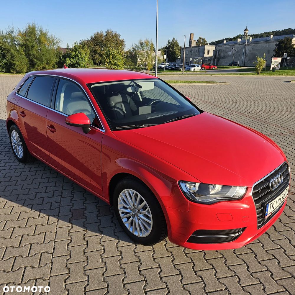 Audi A3 Sportback 1.6 TDI Ambition - 4