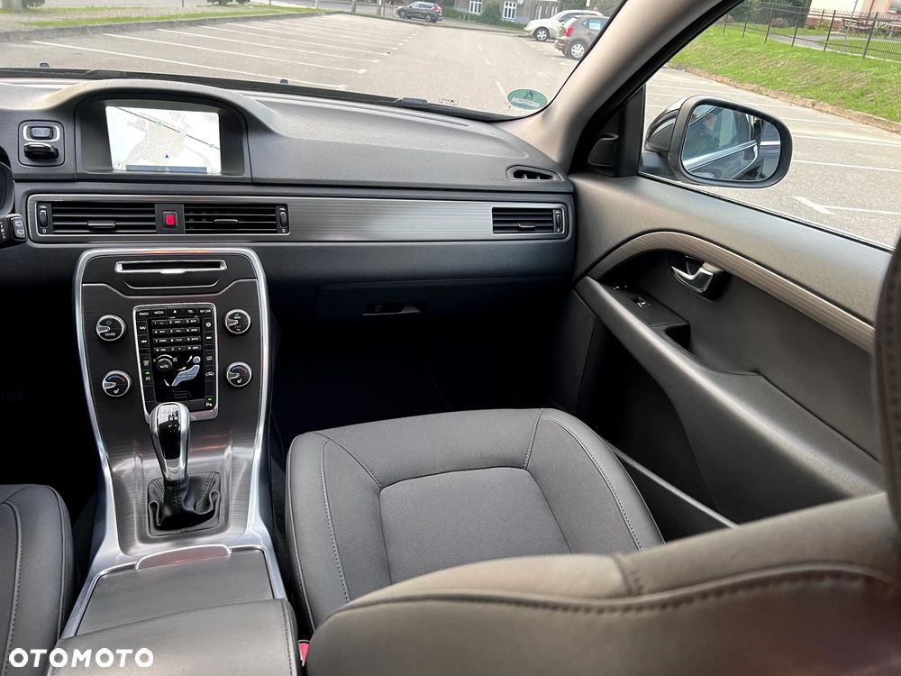 Volvo V70 D3 Kinetic - 17