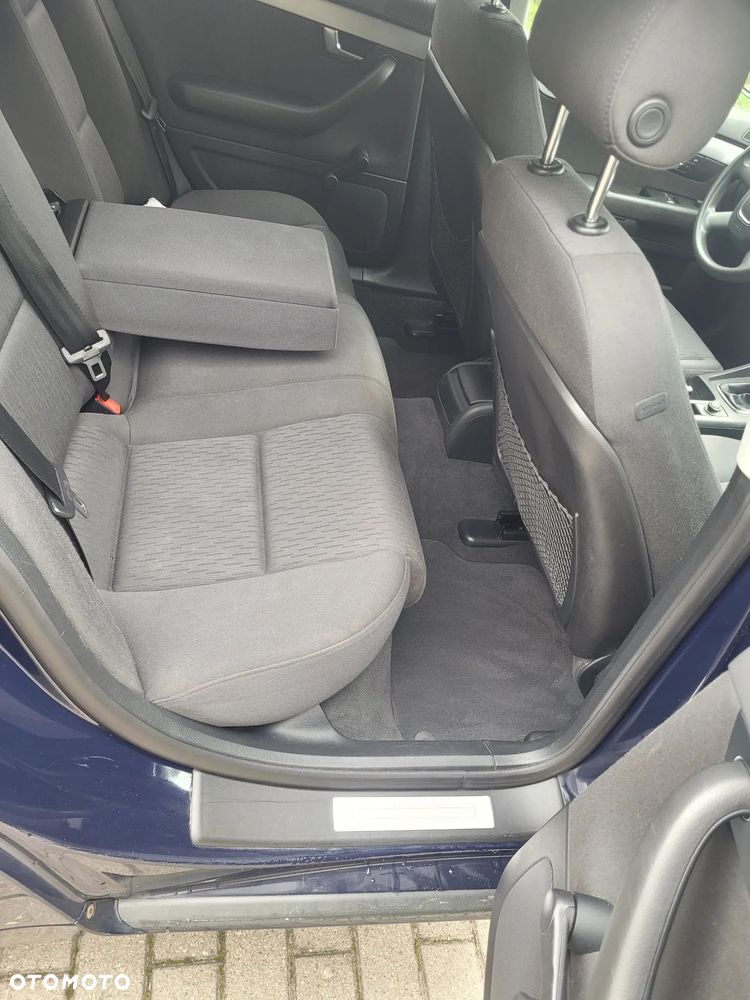 Audi A4 Avant - 13