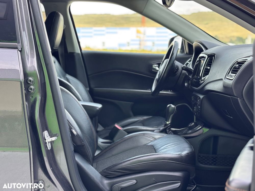 Jeep Compass 2.0 M-Jet 4x4 AT Limited - 16