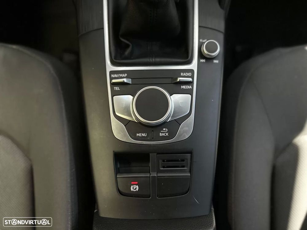 Audi A3 Sportback 1.6 TDI Sport - 25