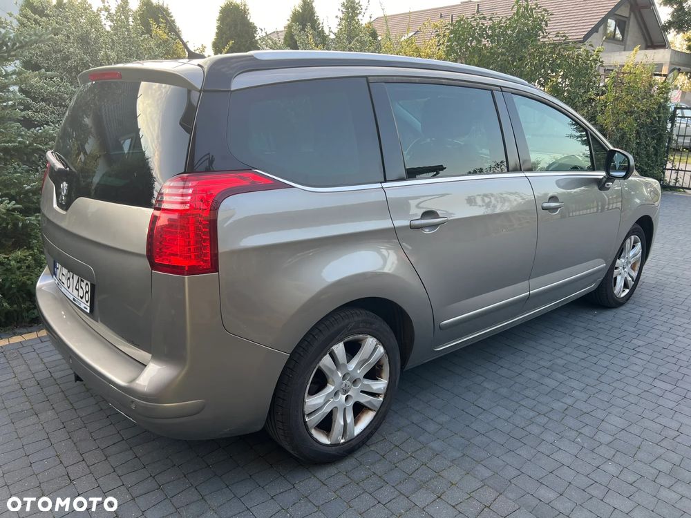 Peugeot 5008 - 4
