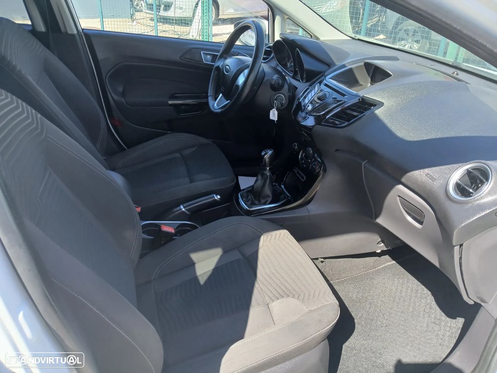 Ford Fiesta 1.0 Ti-VCT Titanium - 21