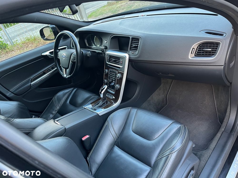 Volvo V60 - 14