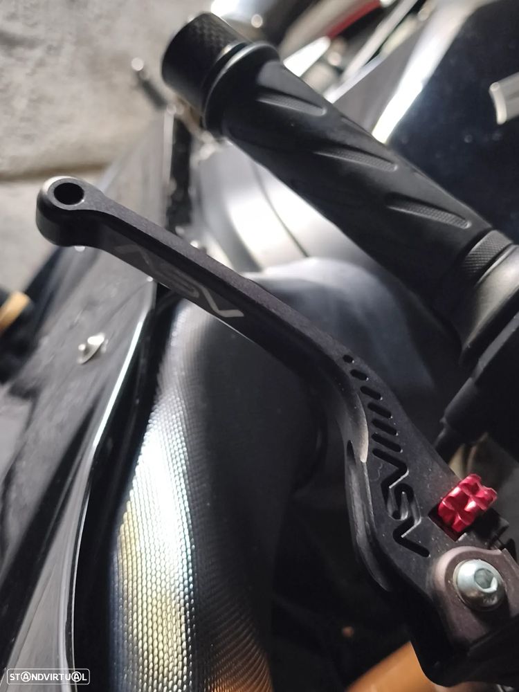 Suzuki GSX-R Sport - 14