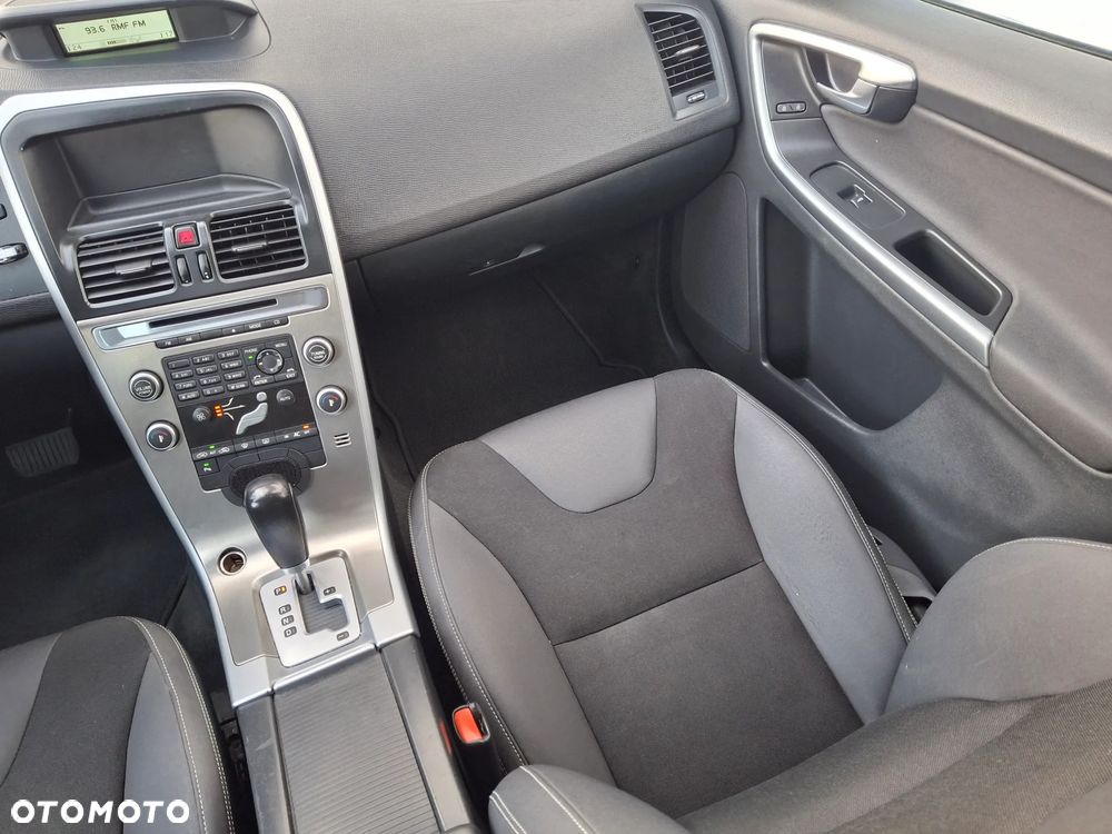 Volvo XC 60 D3 Summum - 11