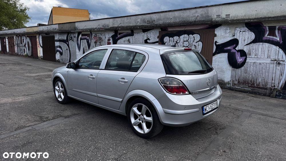 Opel Astra 1.7 CDTI Enjoy - 6