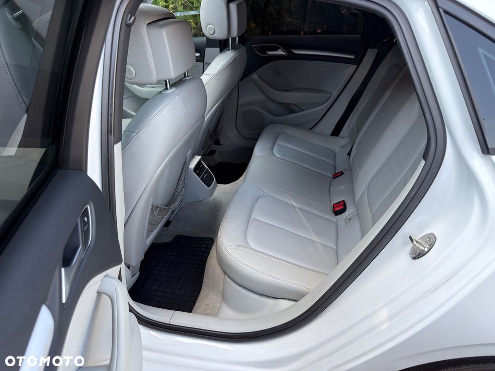 Audi A3 Limousine 1.8 TFSI S tronic Ambiente - 25
