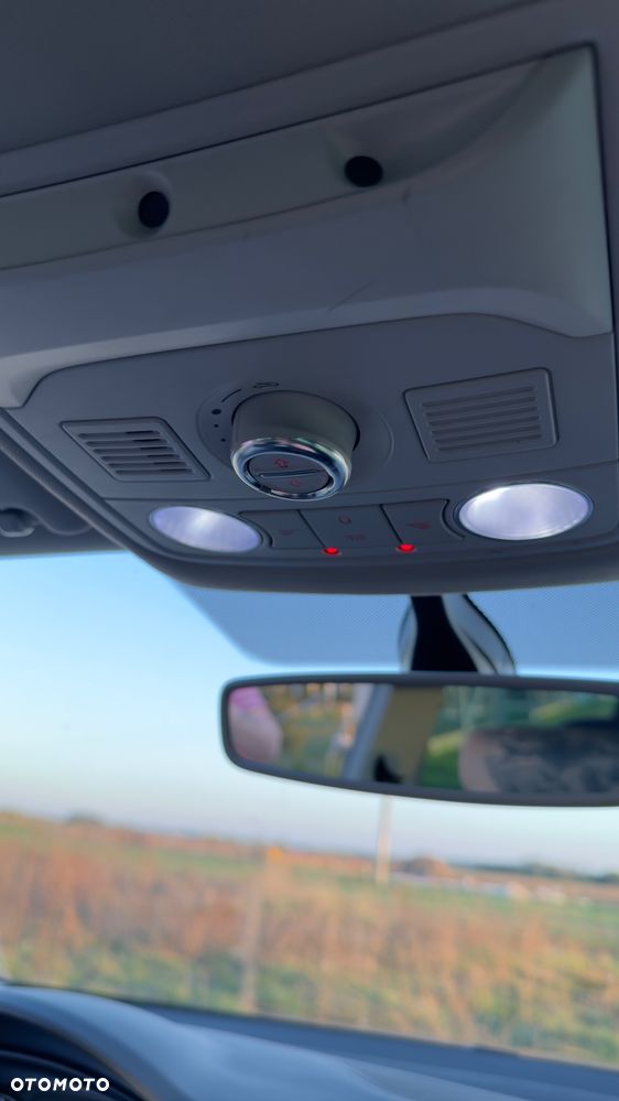 Seat Leon 2.0 TDI DPF Start&Stop DSG FR - 20