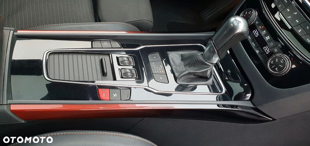 Peugeot 508 RXH BlueHDi 180 EAT6 Stop&Start - 21