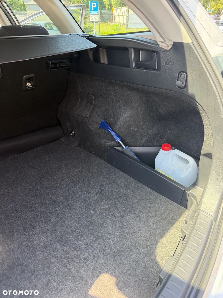 Toyota Auris 1.6 Active - 24