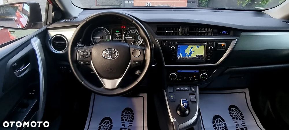 Toyota Auris - 15