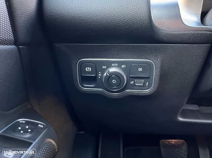 Mercedes-Benz GLB 200 d 4Matic - 20