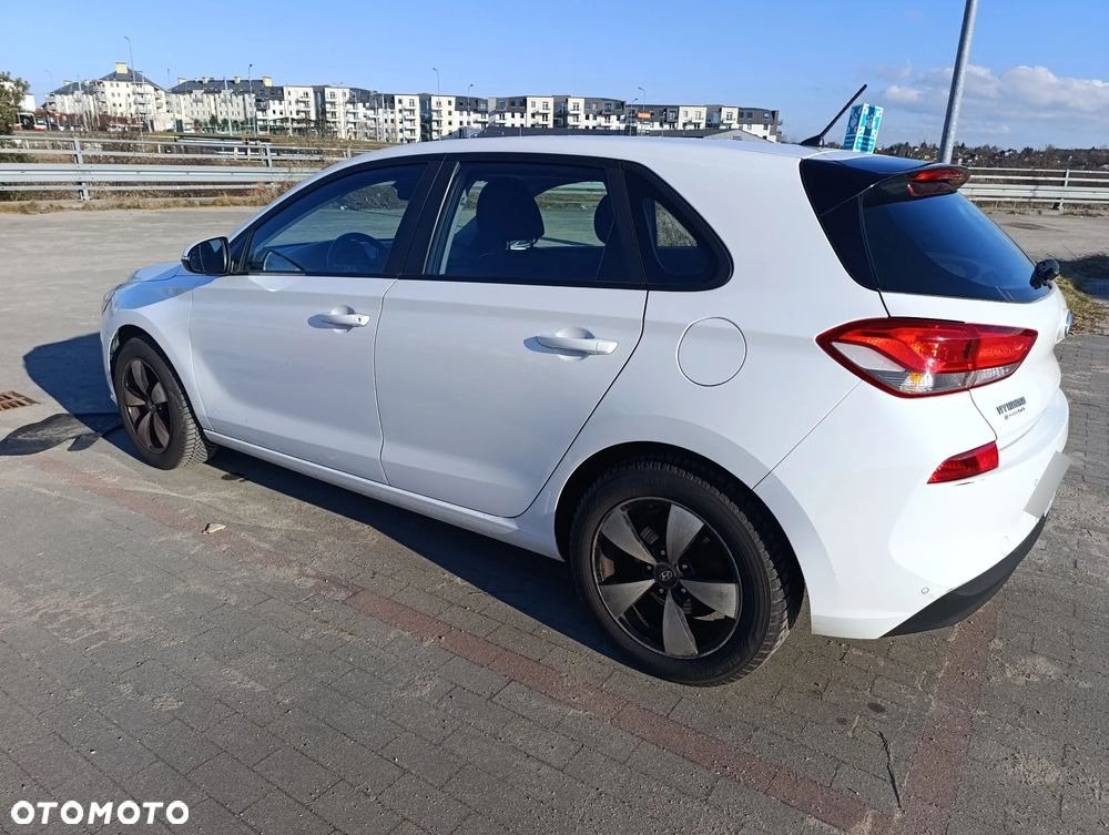 Hyundai i30 1.4 Comfort - 4