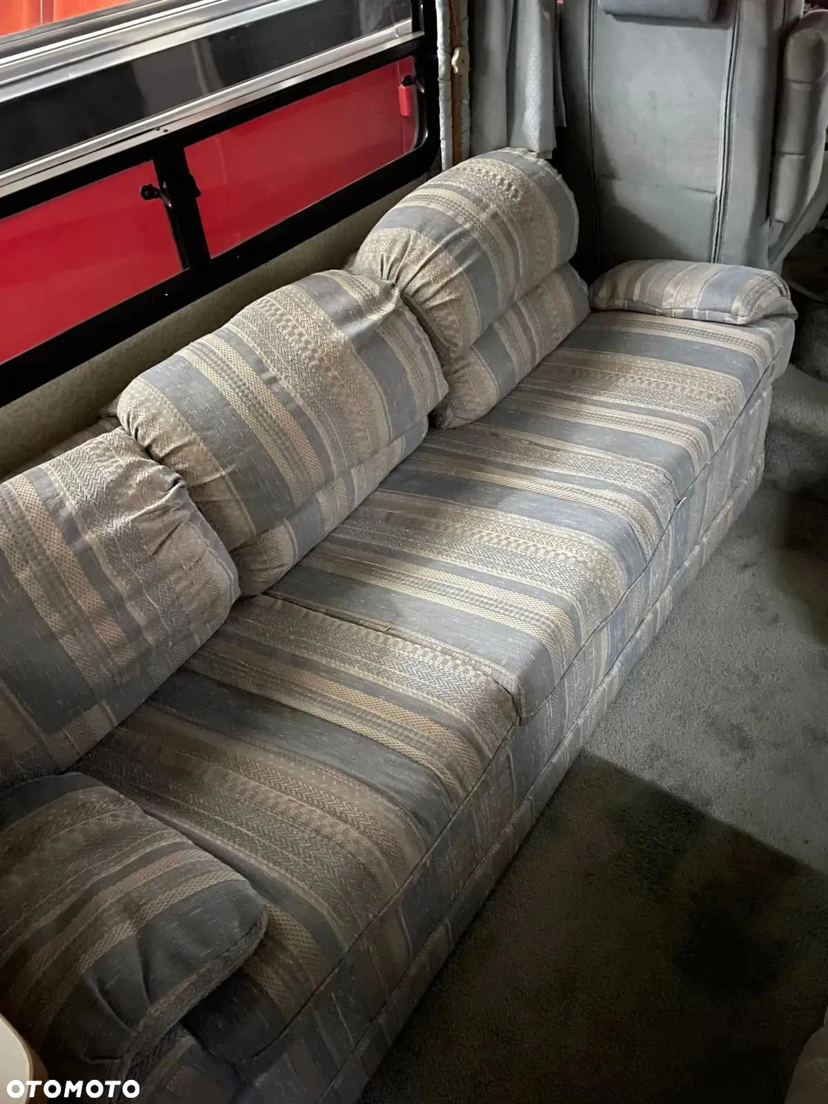 Chevrolet Winnebago - 14
