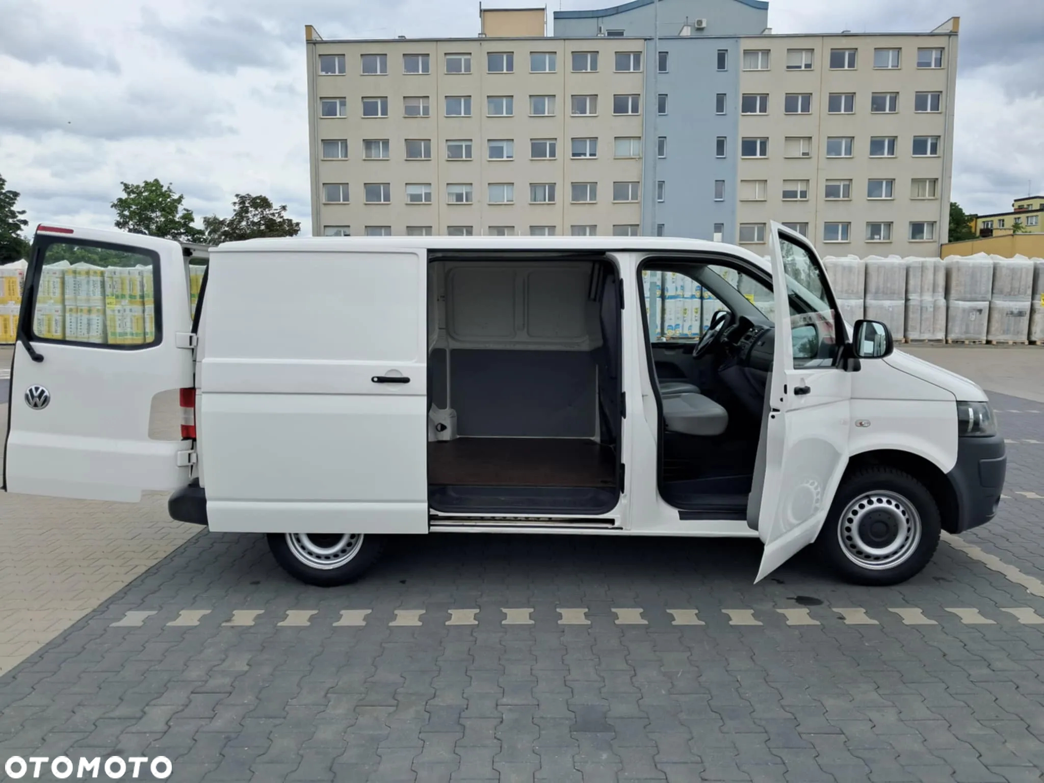 Volkswagen Transporter T5 - 2