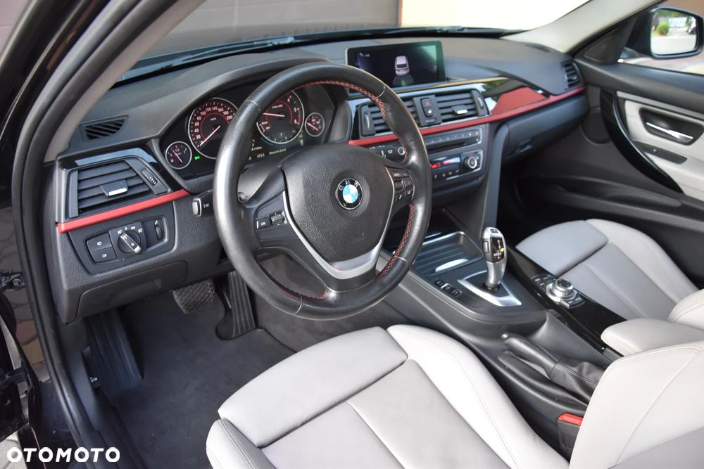 BMW Seria 3 320d Sport Line - 18