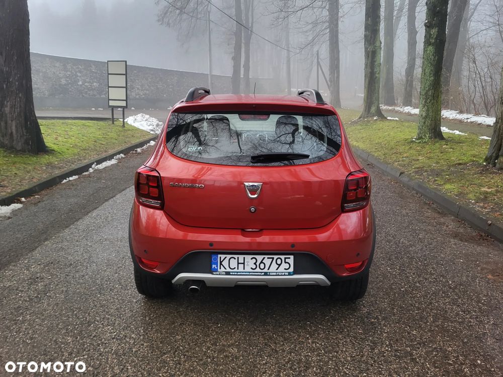 Dacia Sandero Stepway TCe 90 (S&S) Celebration - 4