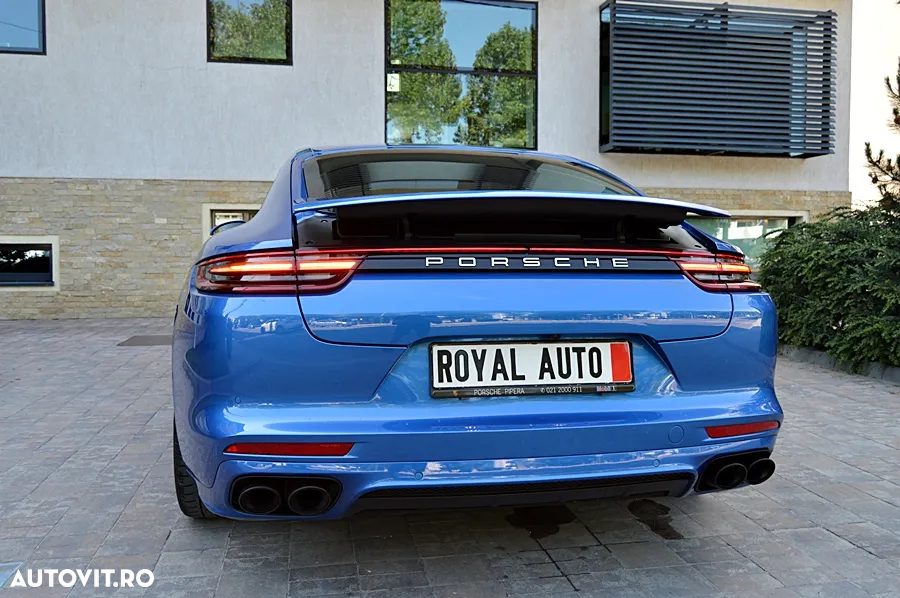 Porsche Panamera 4 - 15
