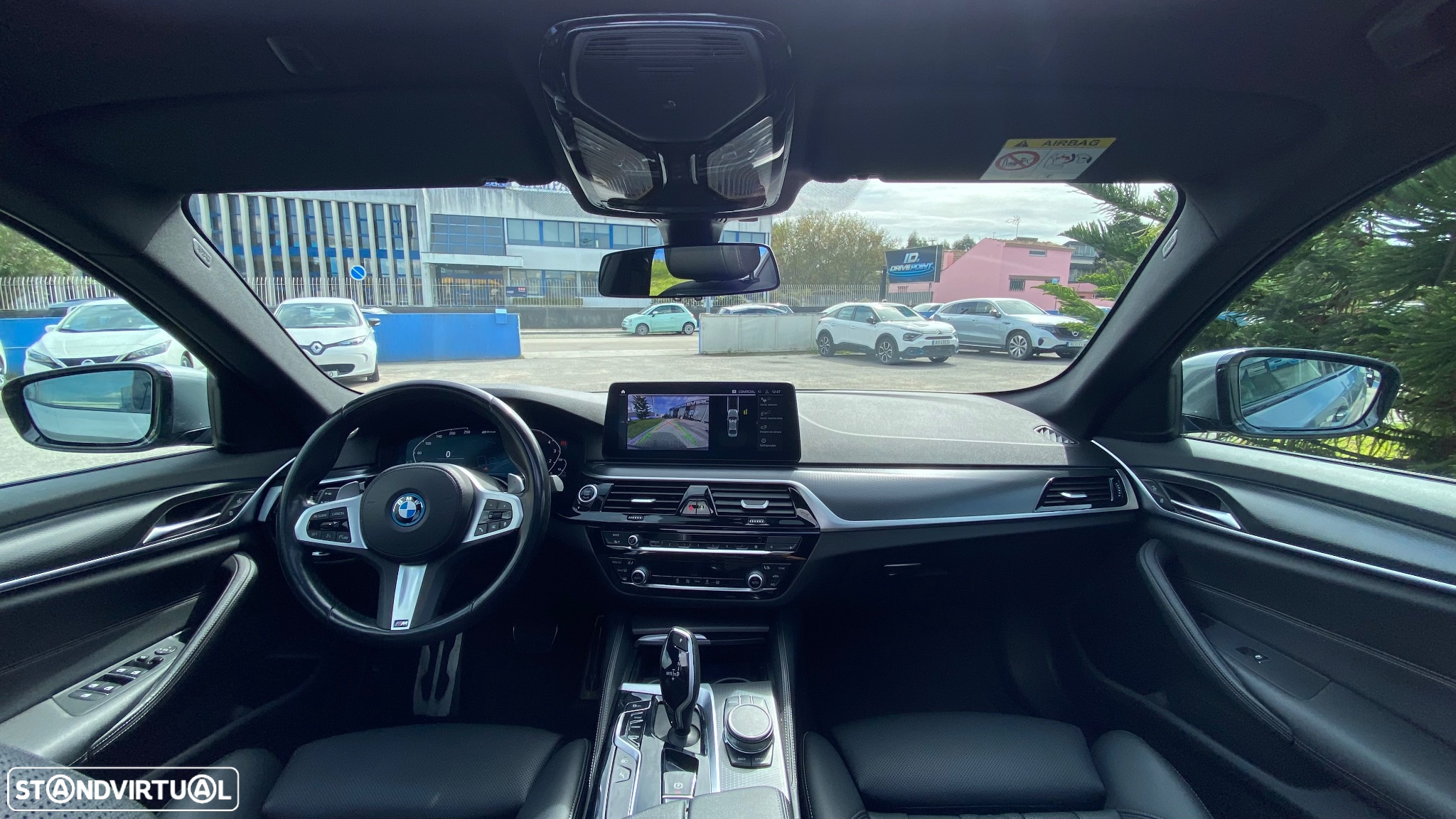 BMW 530 e Pack M - 30