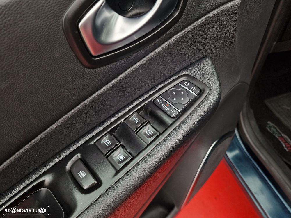 Renault Captur 1.2 TCe Exclusive EDC - 10