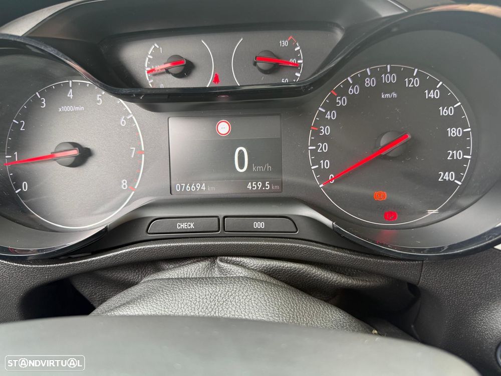 Opel Crossland 1.2 Design & Tech - 27