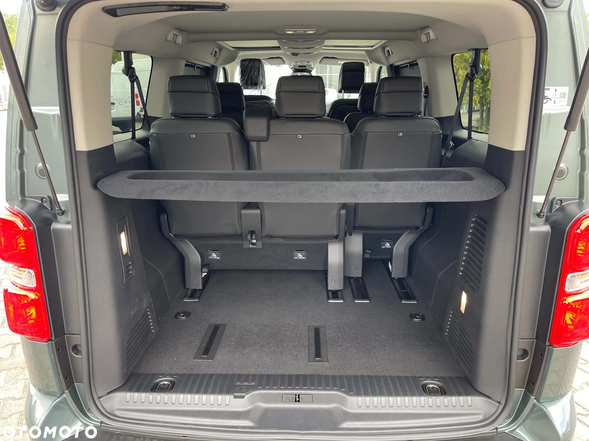 Toyota Proace Verso 2.0 D4-D Long VIP - 12