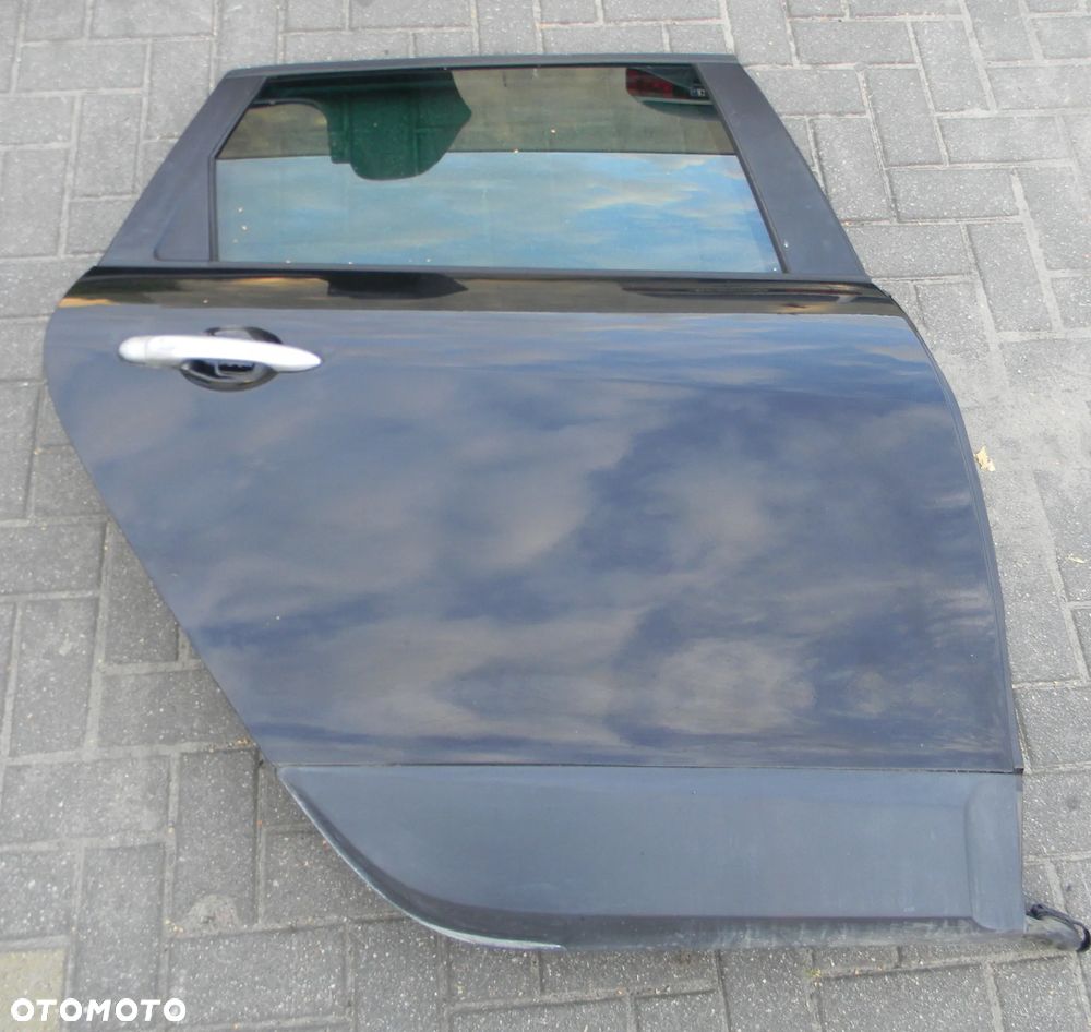 drzwi prawe tył RENAULT GRAND SCENIC III czarne
