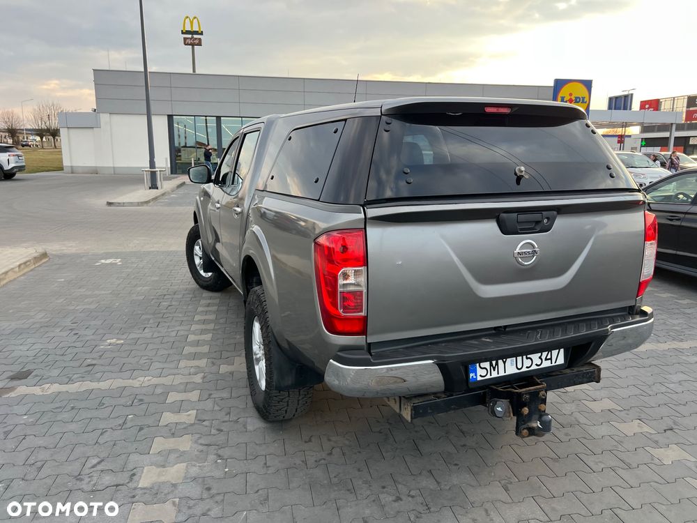 Nissan NP300 Pickup - 9