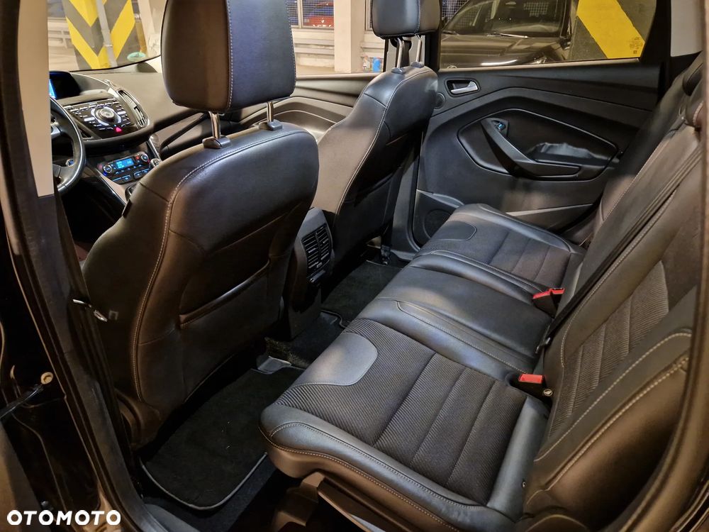 Ford Kuga - 9