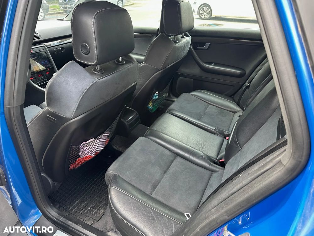 Audi A4 2.0 T FSI quattro - 17