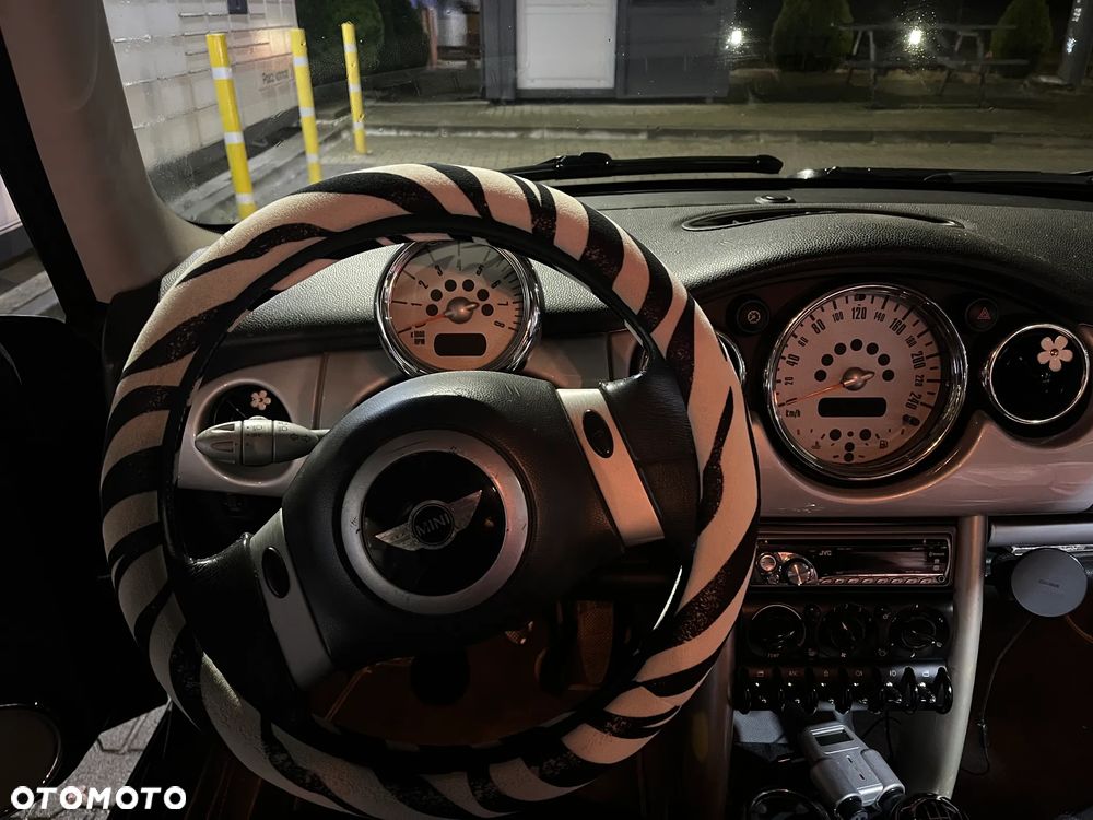 MINI Cooper - 12