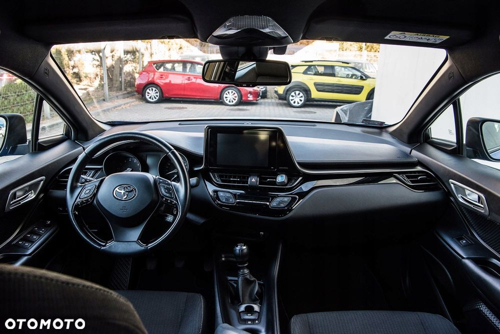 nakładki klamek wewnętrznych toyota c-hr 2016+ - 2