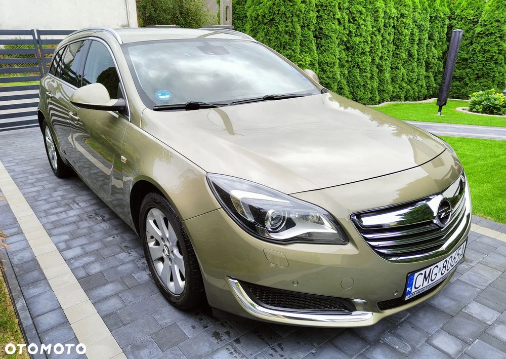 Opel Insignia - 1