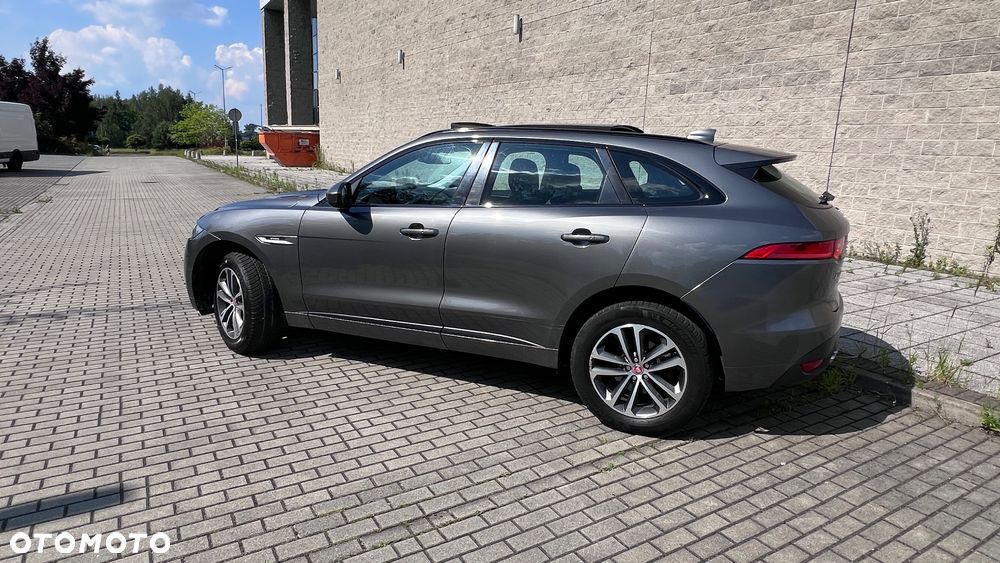 Jaguar F-Pace 2.0 i4D RWD R-Sport - 25