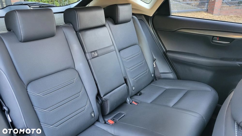 Lexus NX 200t Comfort AWD - 18