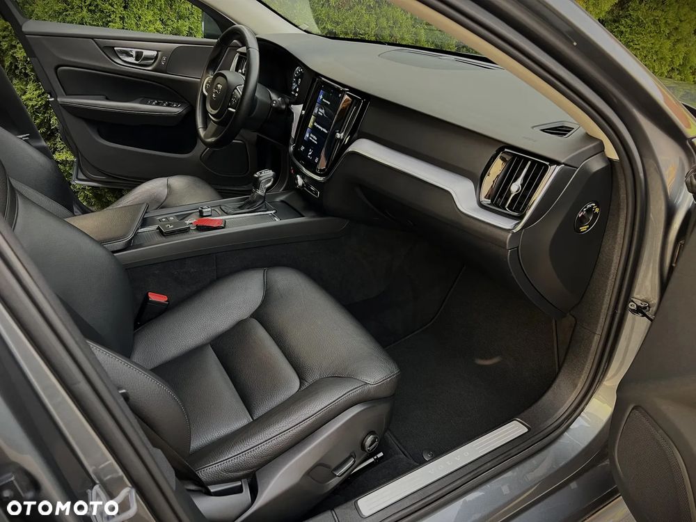 Volvo V60 D3 Momentum - 26