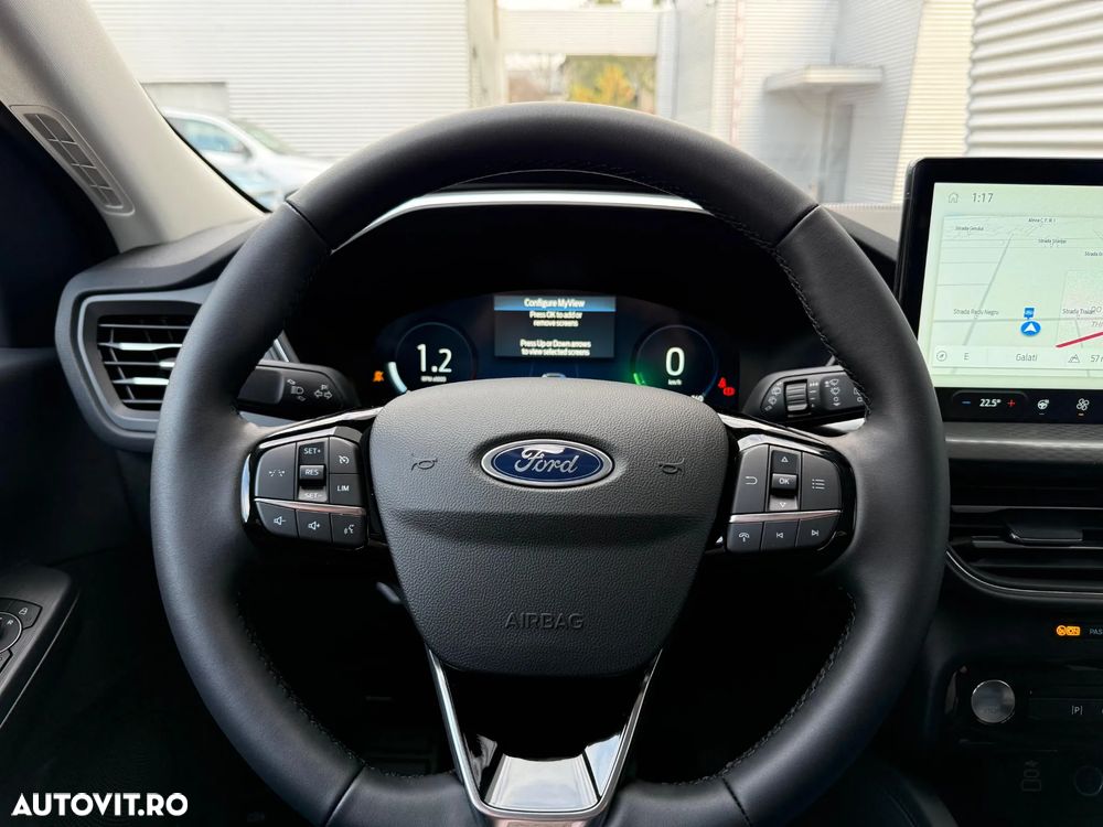 Ford Kuga 1.5 EcoBoost A8 FWD Titanium - 6