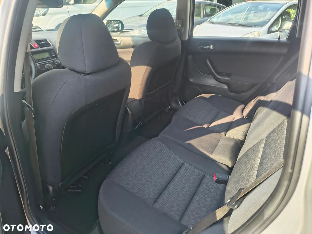 Honda Accord 2.0 i Sport - 18