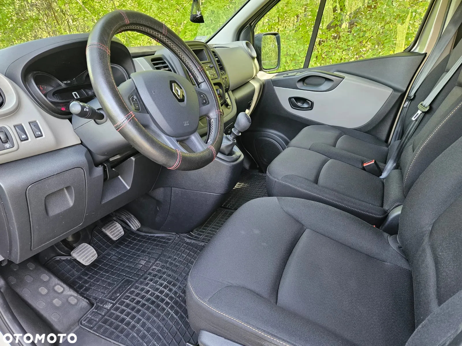 Renault Trafic - 9
