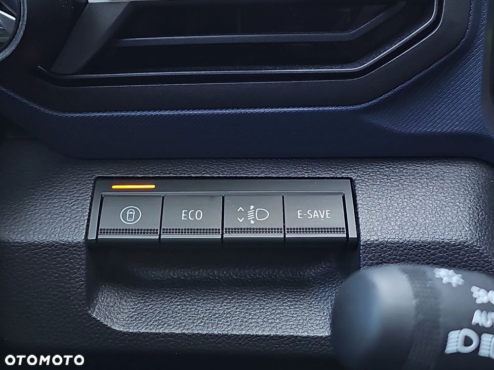 Dacia Duster 1.6 Full Hybrid 140 Journey MMT - 23