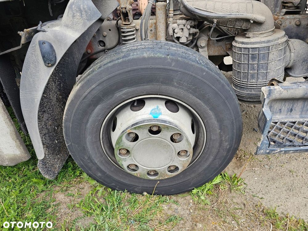 KOŁO FELGA OPONA OPONY ZAPAS RENAULT MIDLUM MICHELIN XMULTI 285/70 R 19,5 M+S - 3