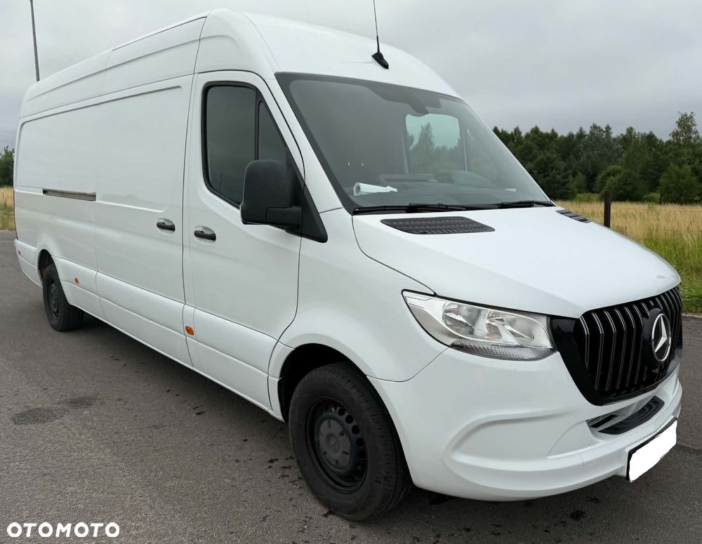 Mercedes-Benz Sprinter - 1