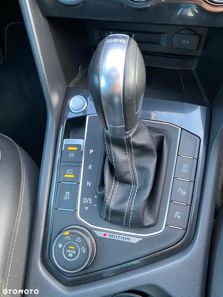 Volkswagen Tiguan - 24
