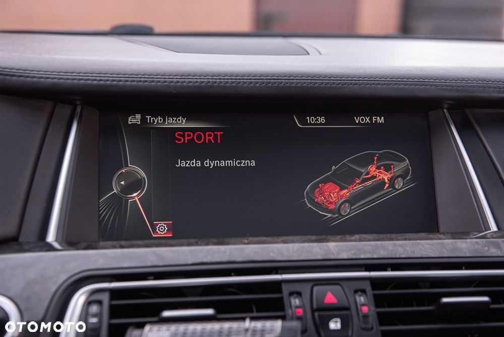 BMW Seria 7 740d xDrive - 37