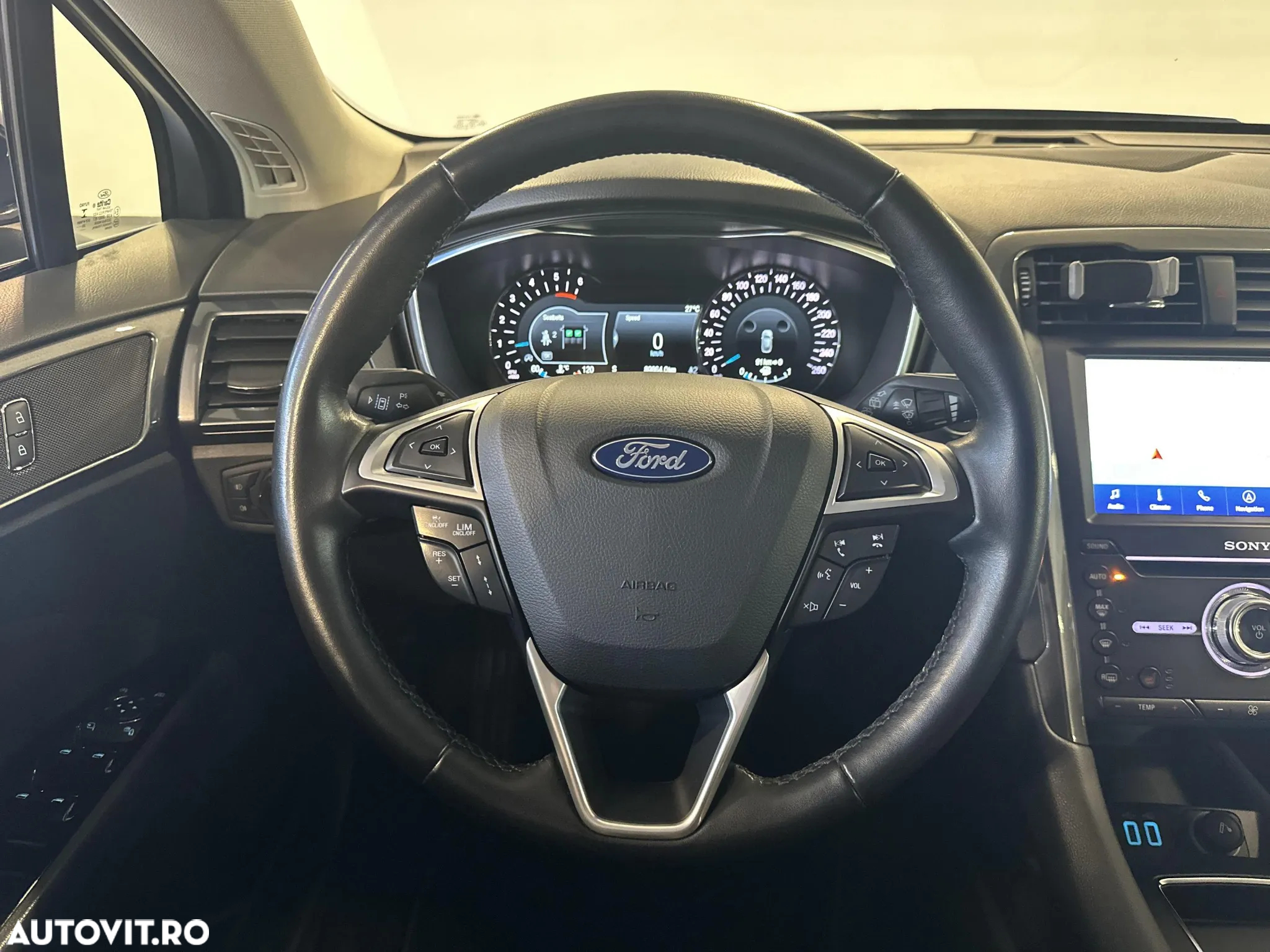 Ford Mondeo - 16