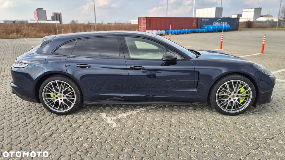 Porsche Panamera - 3